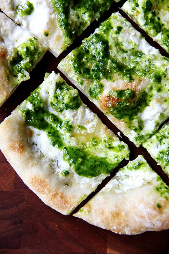 Ramp Season Delight: Crafting the Ultimate Green Pesto Pizza